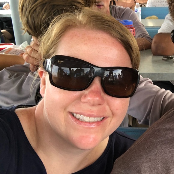 Meet your Posher, Sarah - Picture 1 of 1